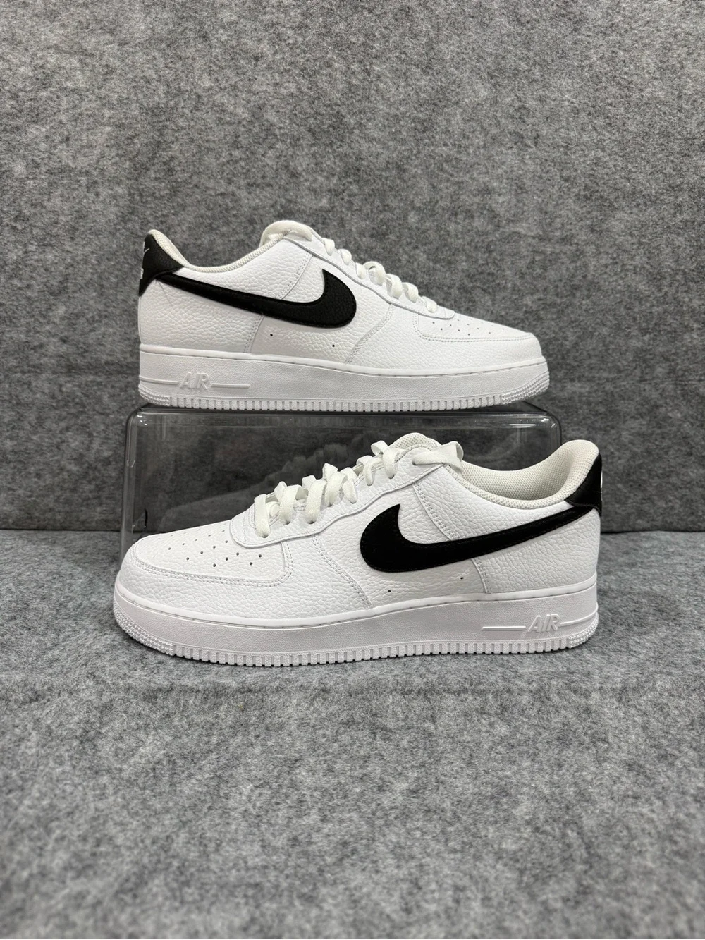 Men's 13 Air Force 1 '07 White/ Black
